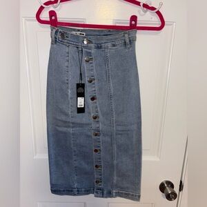 Fashion Nova Denim Button-Front Pencil Skirt